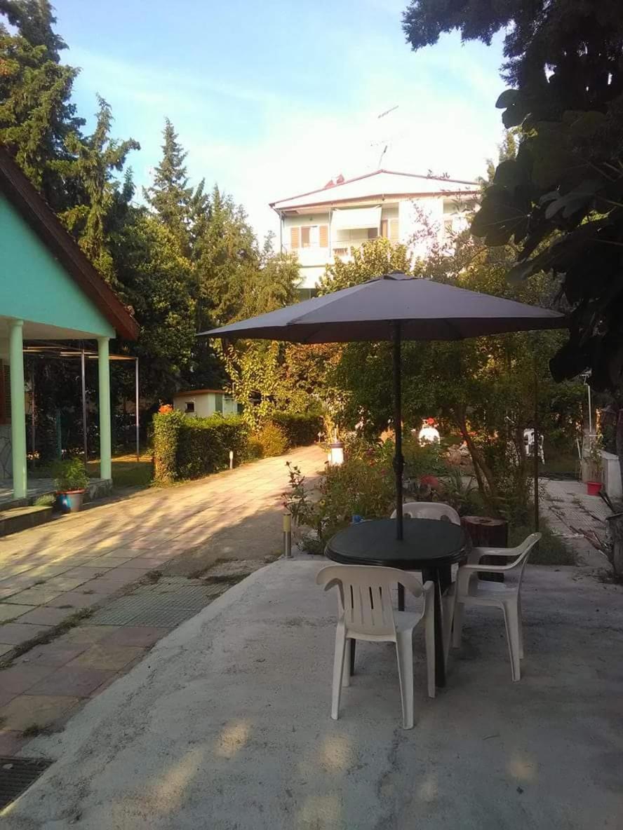 Drosia Apartments 아스프로발타 외부 사진
